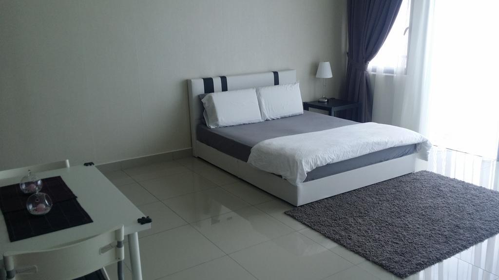 Apartamento Tranquil Studio @ Trefoil Setia Alam Shah Alam Exterior foto